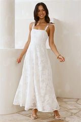 Soft Blossom Maxi Dress